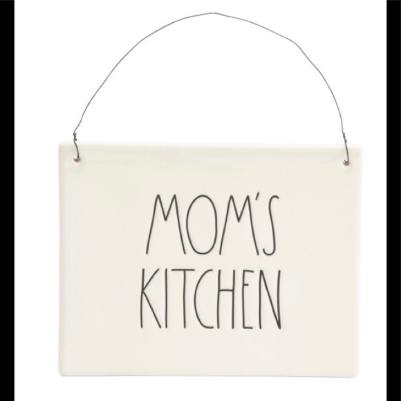 Rae Dunn “Mom’s Kitchen” Wall Plaque